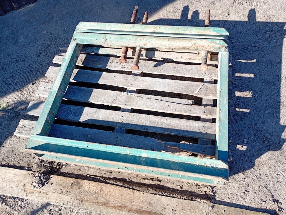 Prasa stolarska ściski