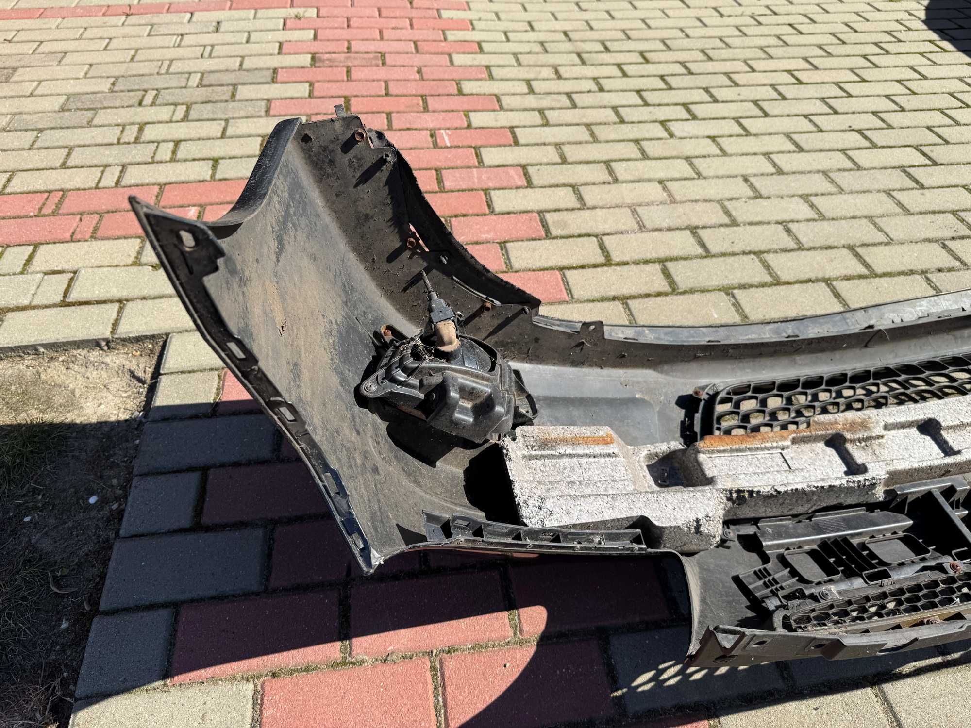 [197] Zderzak przedni Hyundai I30 07-10r.