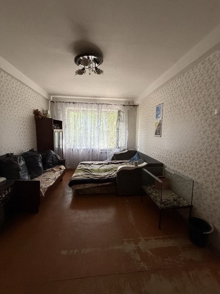 Продам 2-х комн 2/5
