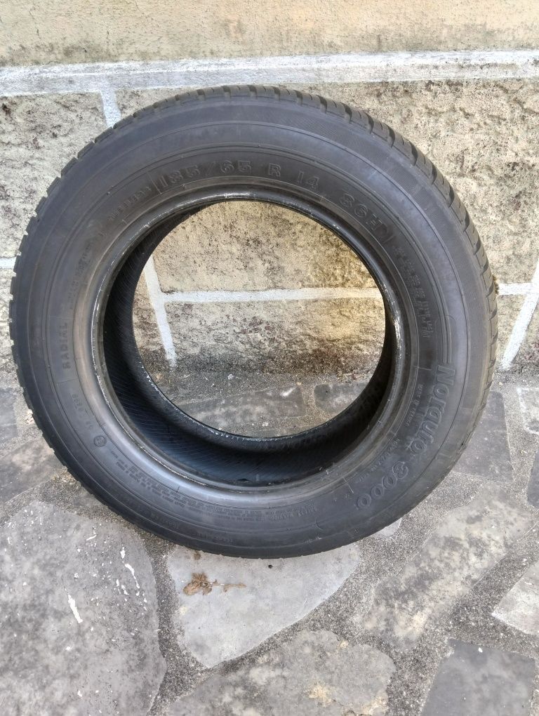 1 pneu 185/65/14 Norauto 3000