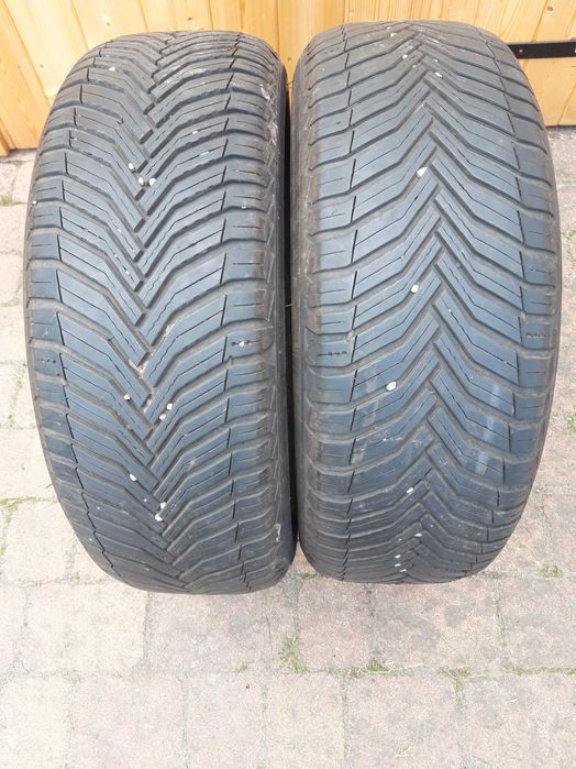 Opony całoroczne 225/55/17 101W Michelin Cross Climate 2