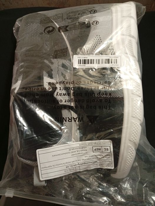 Кроссовки мужские новые