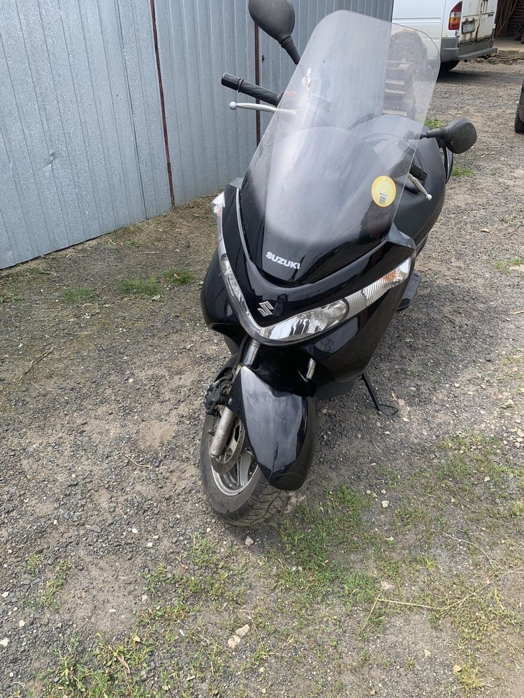 Suzuki burgman 125