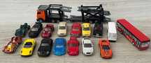 Lote de miniaturas de carros