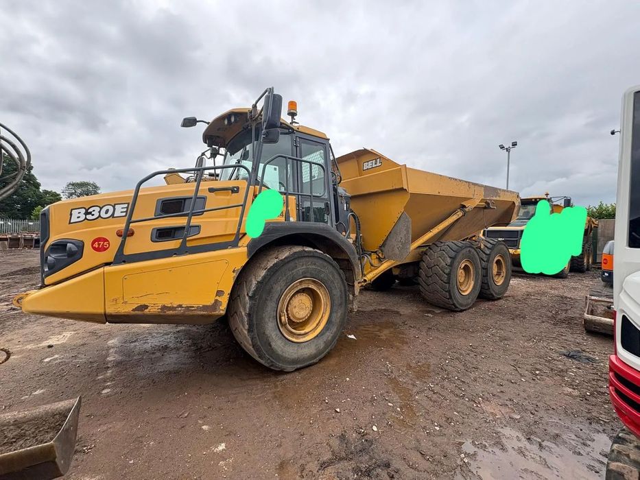 Bell B30e  Szerokie opony , a30, da30, ha30