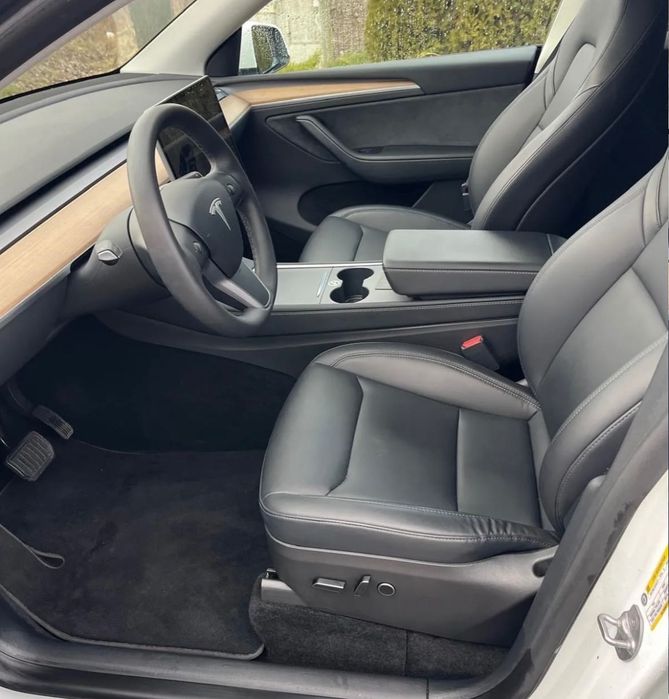 Продам Tesla Y 2022