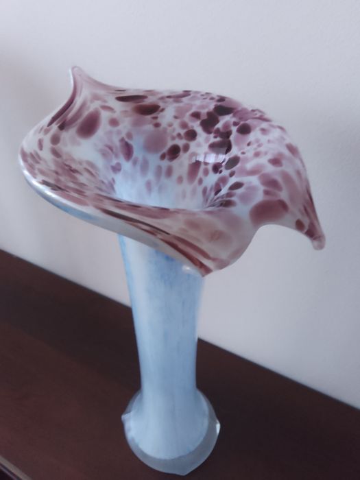 Вазы интерьерные ,новые (гутное  стекло)