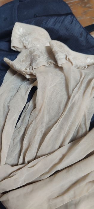 Чулки телесного цвета