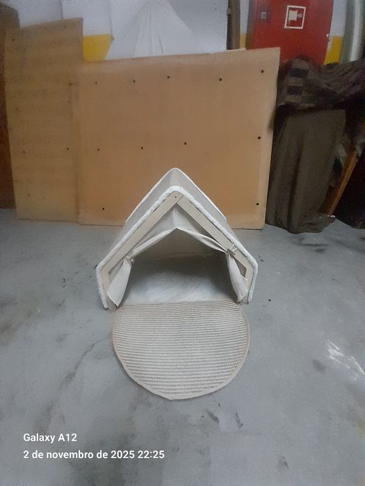 Casota interior para animais pequenos