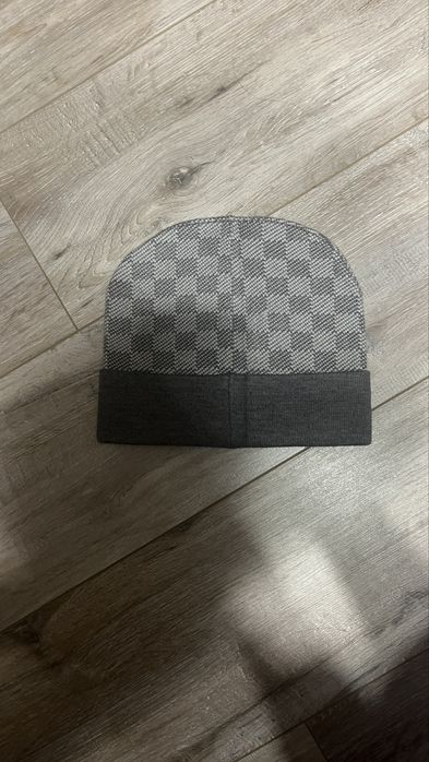 шапка louis vuttion