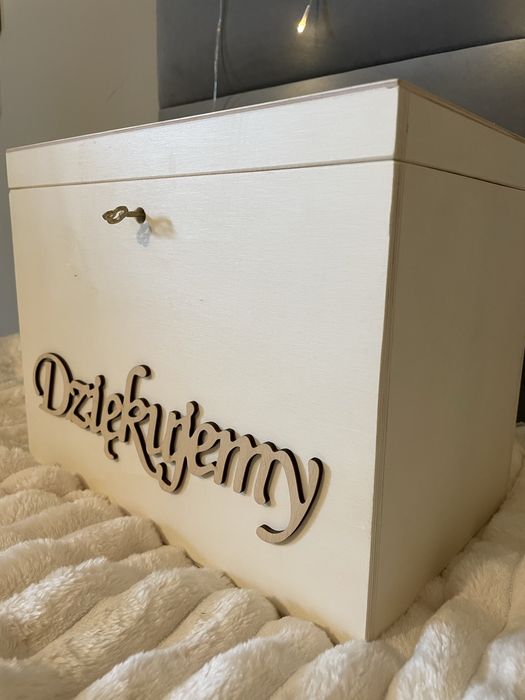 Pudelko drewniane , skrzynia na koperty ślubne / weselne z kluczykiem