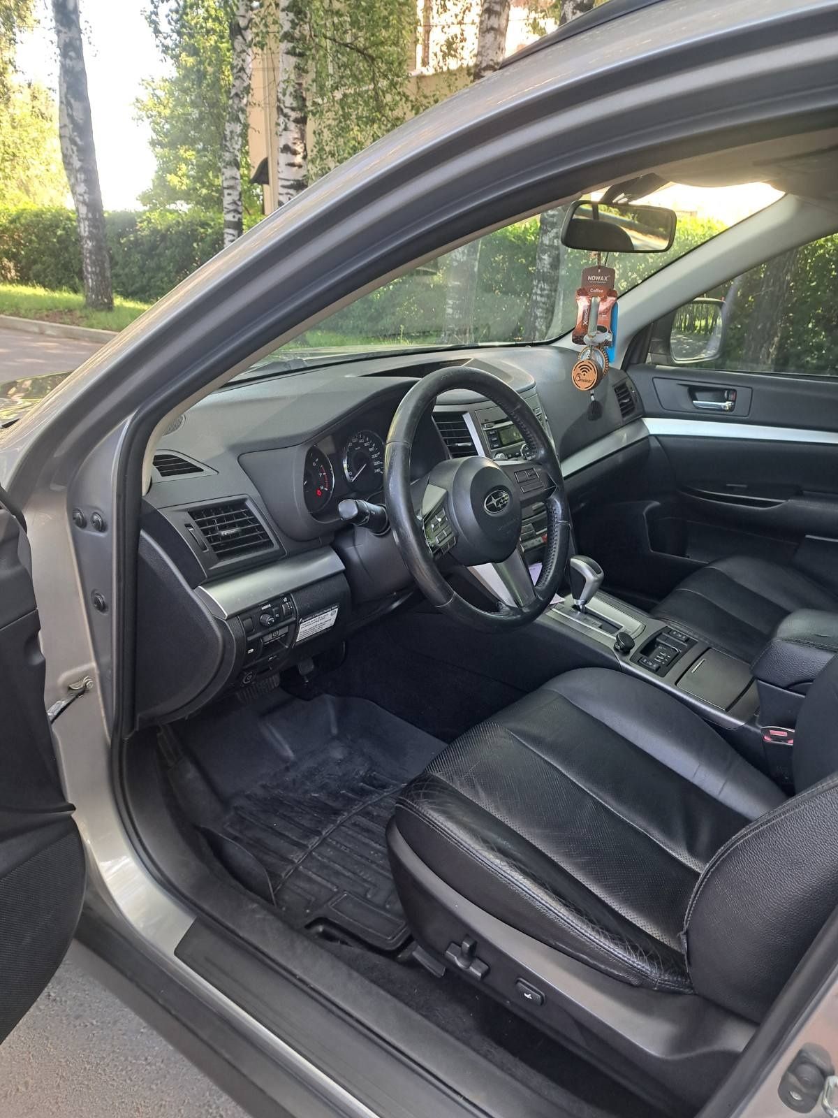Продам машину Subaru Outback