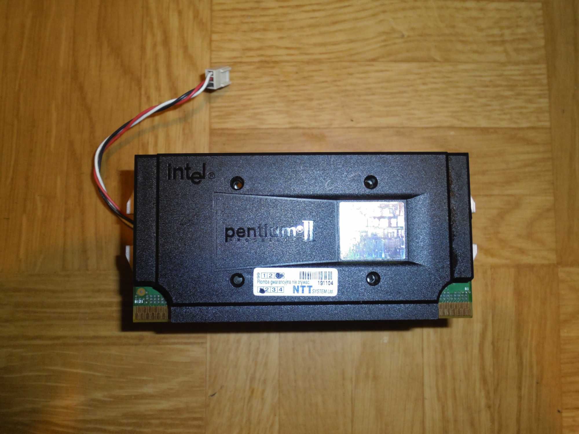 Procesor INTEL Pentium II SL357  400MHz + Cooler Slot 1