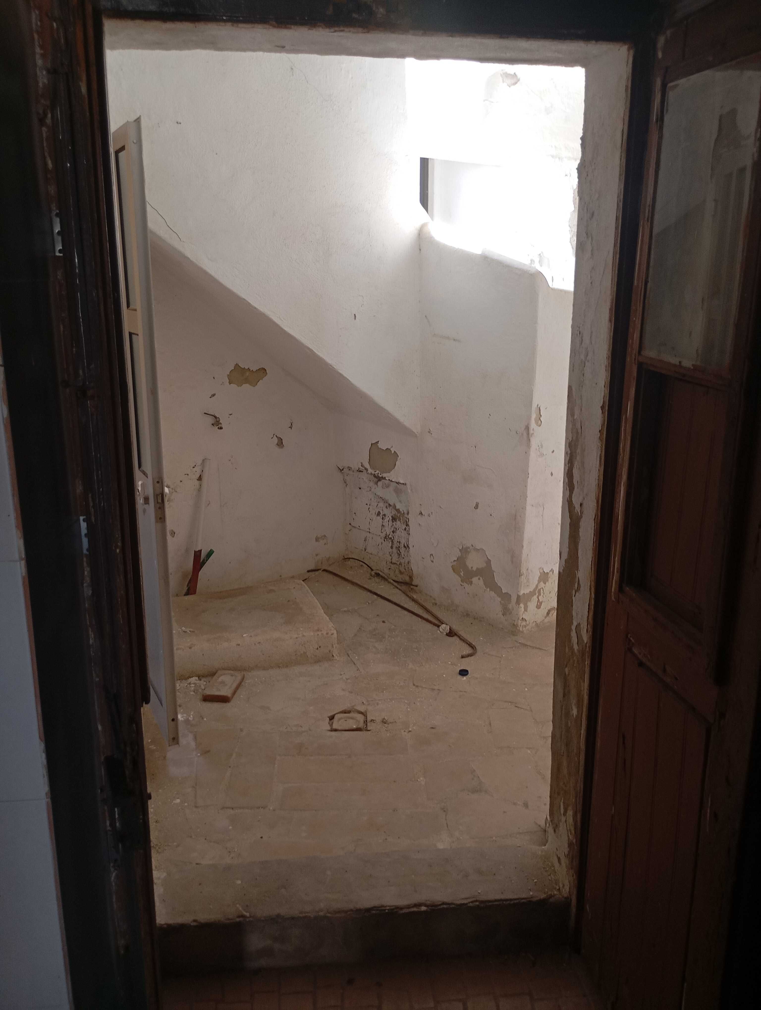 Vendo casa com 53m2