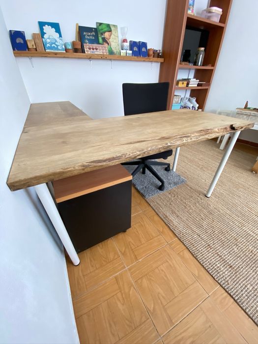 Secretária / Mesa de Escritório em Madeira Maciça – Personalizada