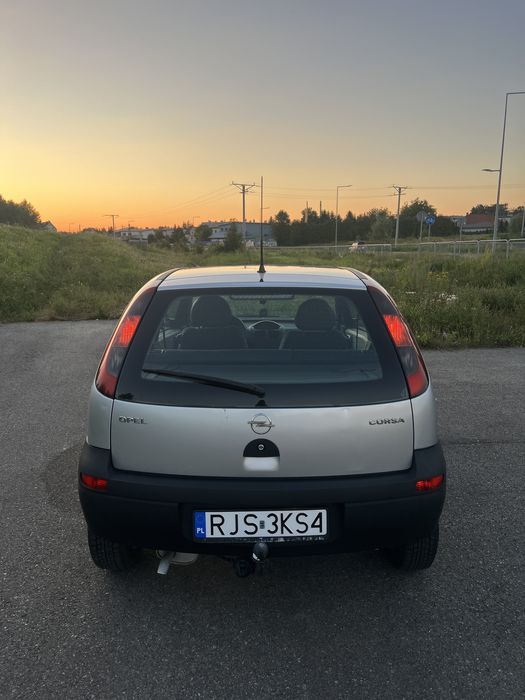 Opel Corsa 1.0 (łańcuch) 198 tys/2001r/alu/klima/elektryka/zdrowa