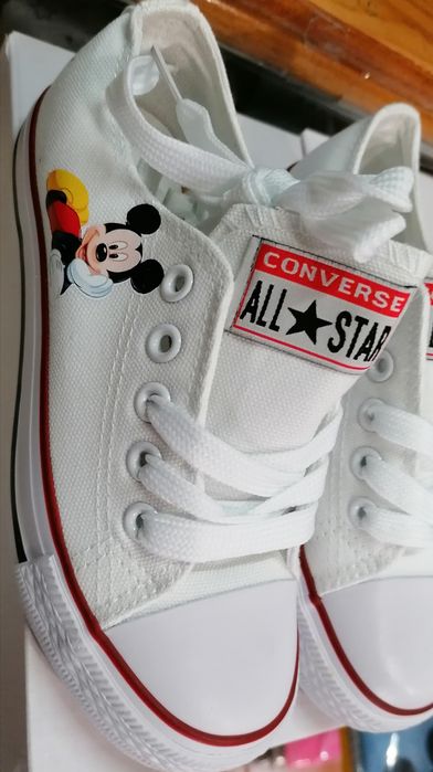 All star da Minnie e mickey do 30 ao 35 e da Minnie do 37 ao 41