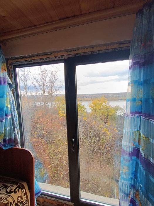 Продається дачний будинок