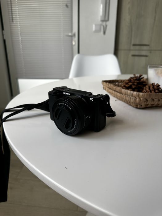 Câmara de Volg Sony ZV-E10