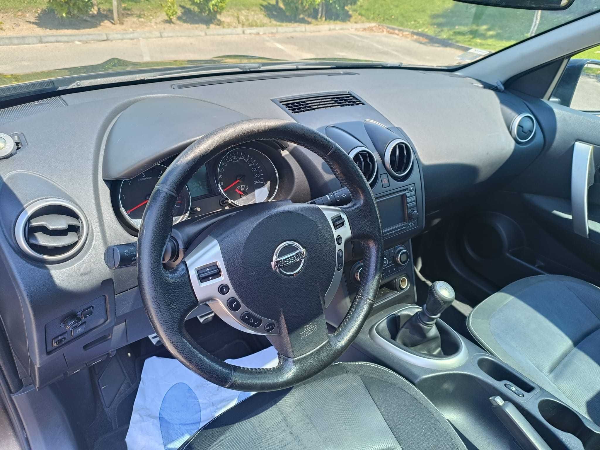 Nissan-qashqai 1.5 dci
