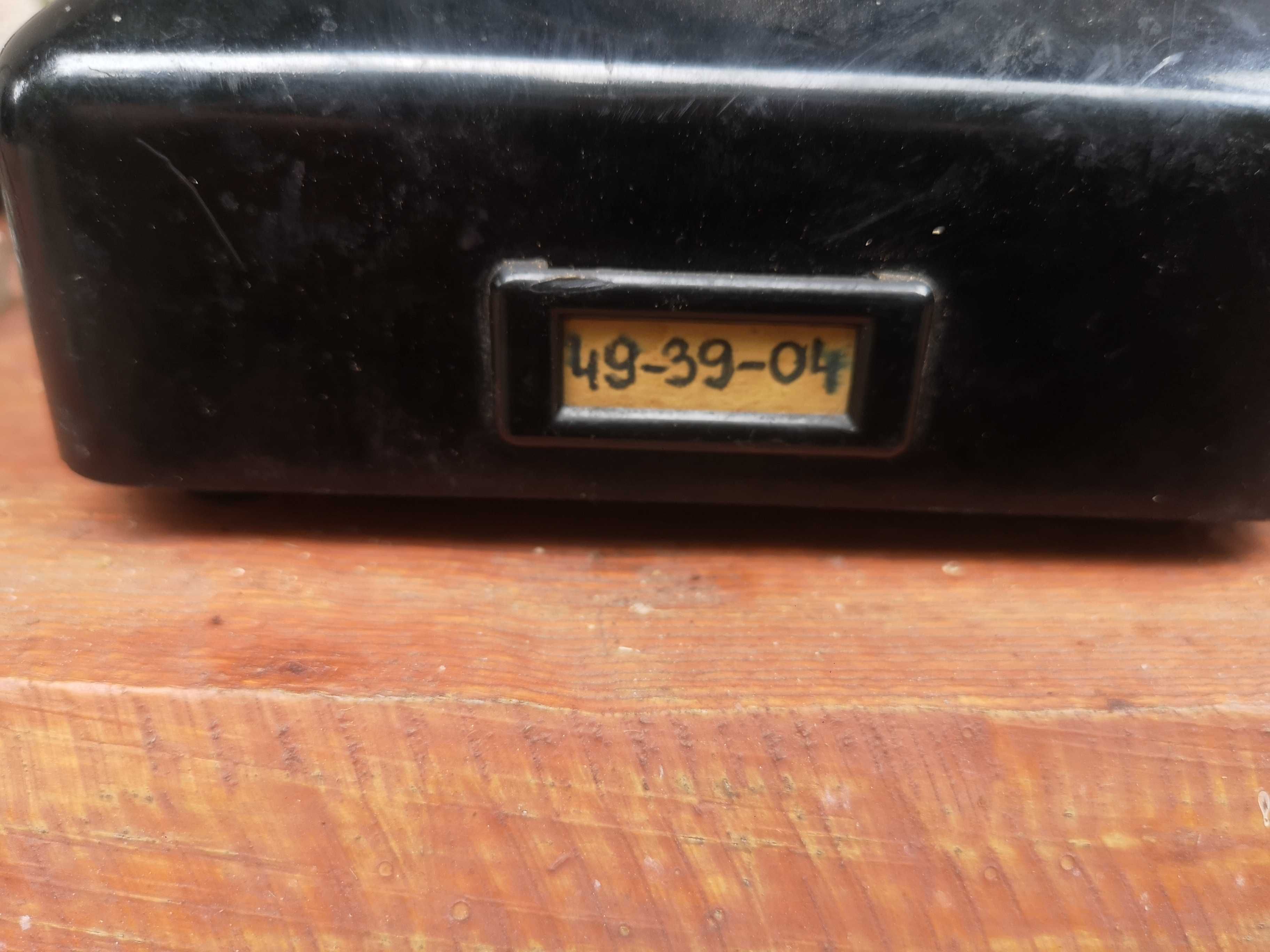 Stary zabytkowy telefon rwt 1957r z kablem zasilającym