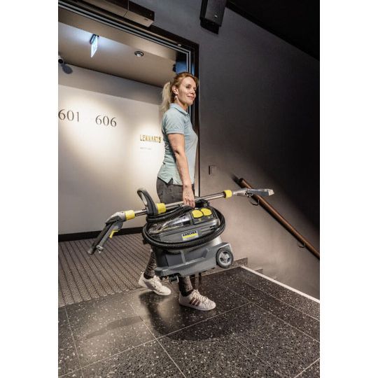 Моющий пылесос Karcher Puzzi 8/1 1.100-240.0 1380W 2023 р