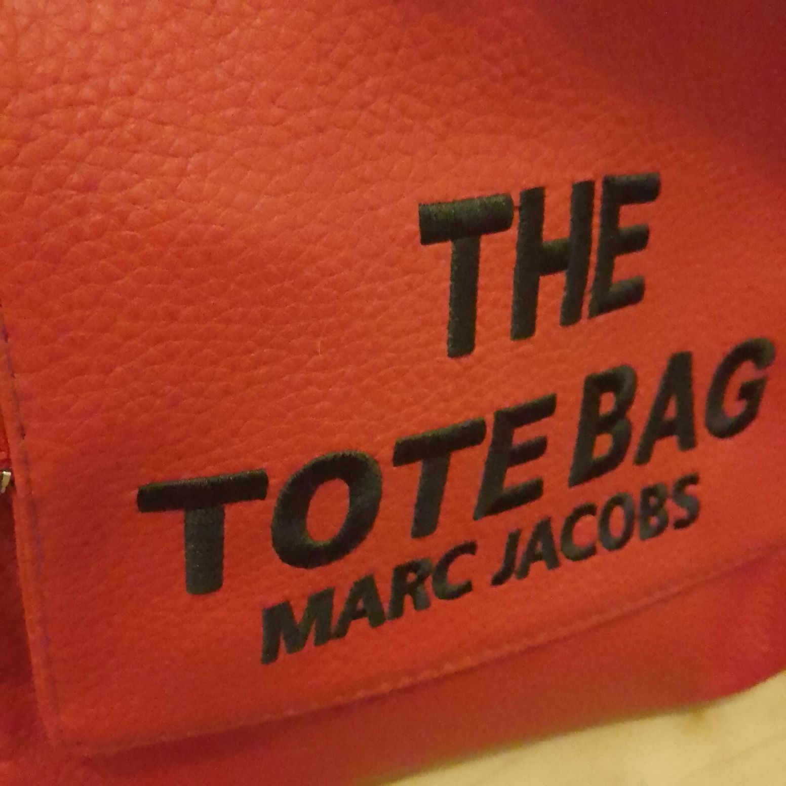 Kuferek Marc Jacobs skurka