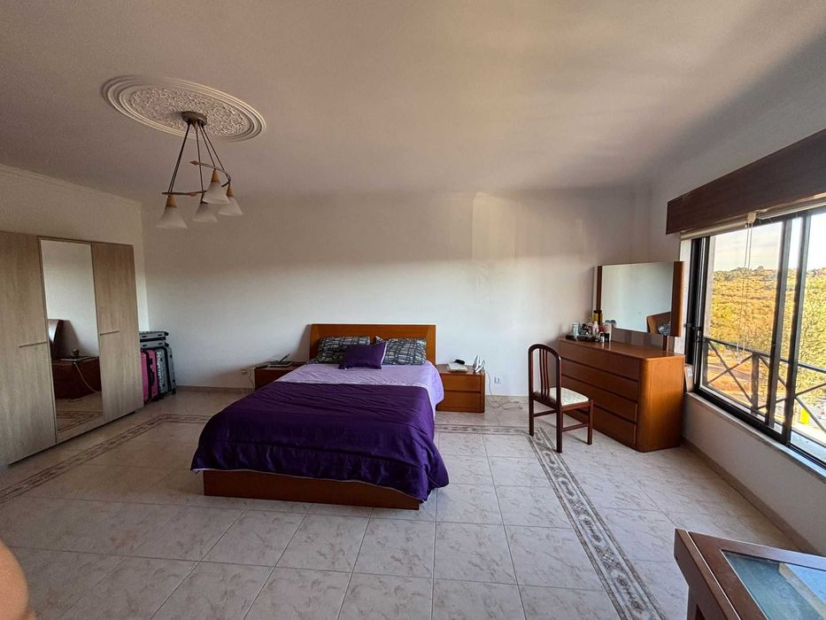 Quartos Casal, no Algueirão Mem Martins