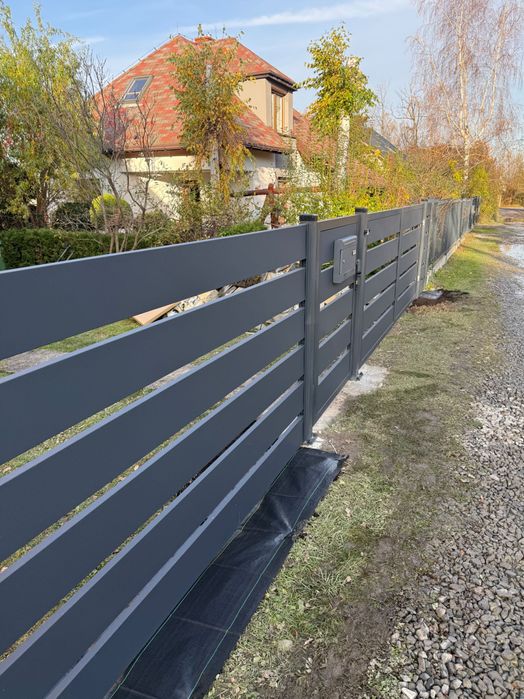 Ogrodzenia i panele ogrodzeniowe