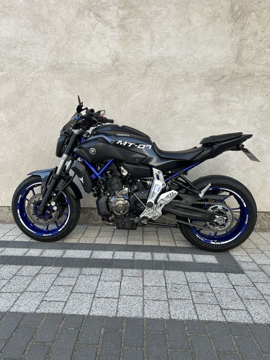 Yamaha mt 07.
