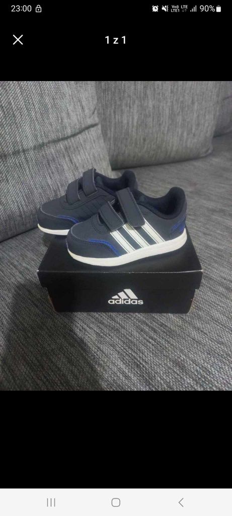 Buty adidas r.22