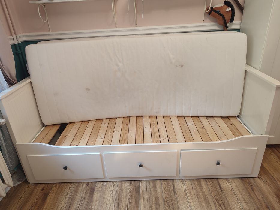 Łóżko IKEA HEMNES 160 x 200, 3 szuflady, z materacami