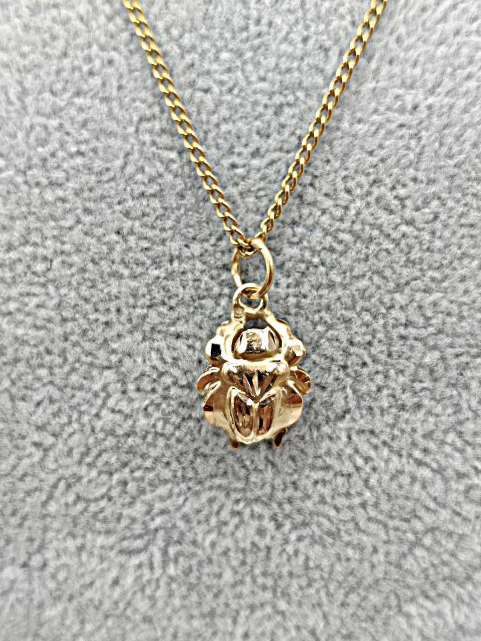 Zestaw Złoty łańcuszek z zawieszką żuk  18K 4,12 g