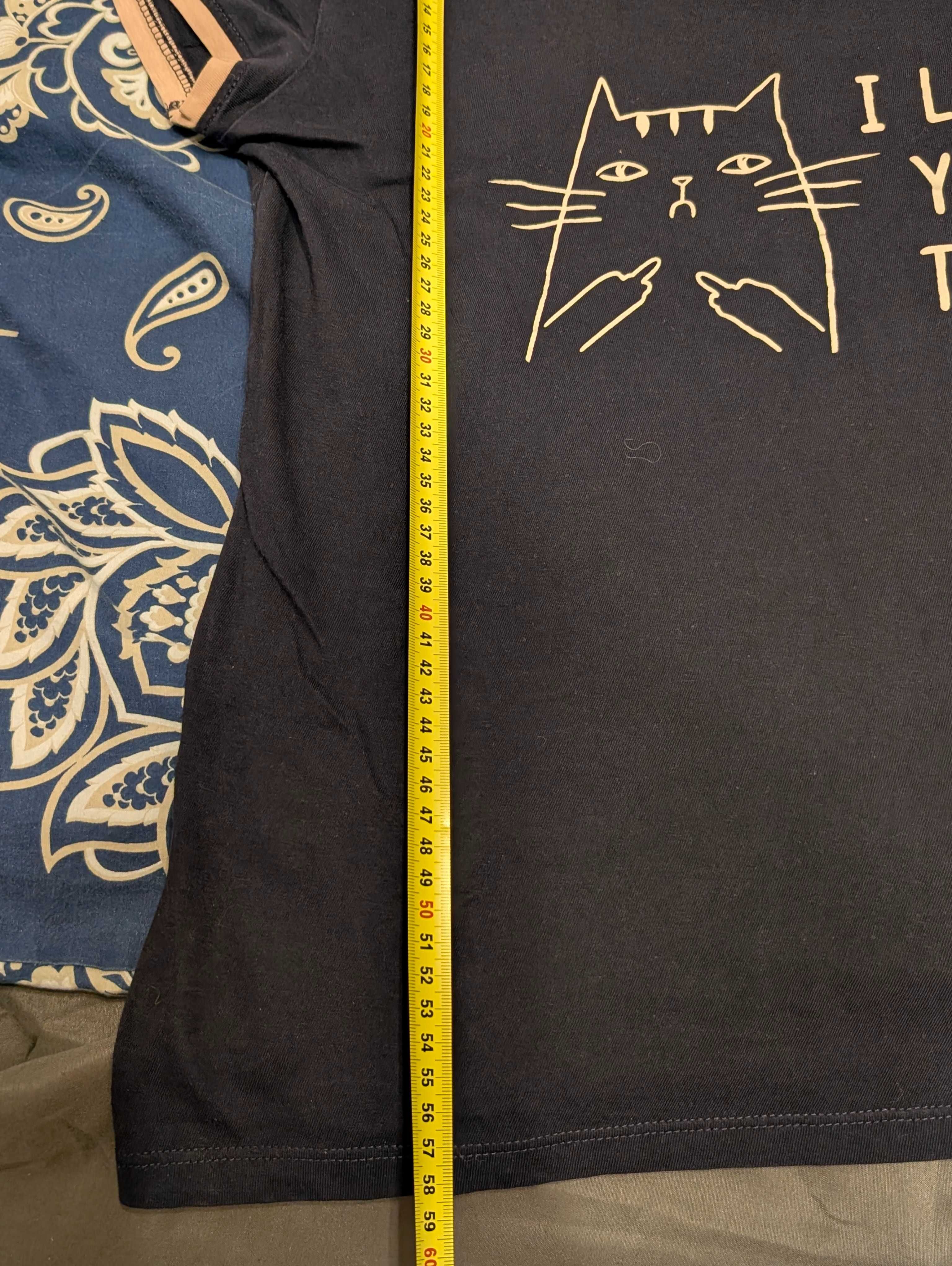 Tshirt z kotem środkowy palec