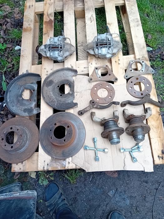 Продам ступіци ваз класіка можна взборі можна окремо  є москвічовські