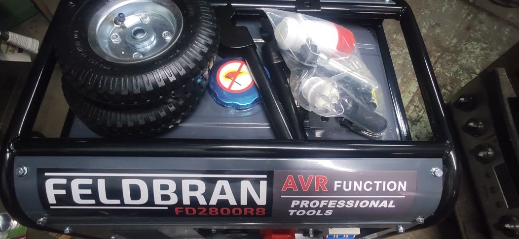 Agregat prądotwórczy 3 fazowy FELDBRAN FD2800R8