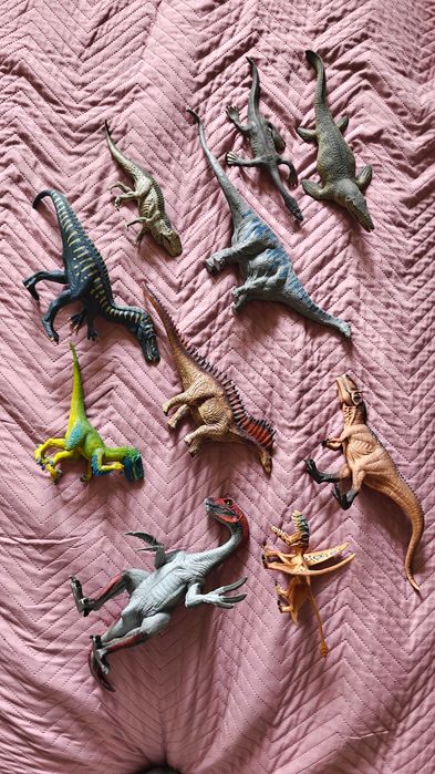 Іграшки динозаври Schleich and Papo