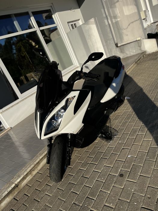 Moto kimco 300 cilindradas ABS