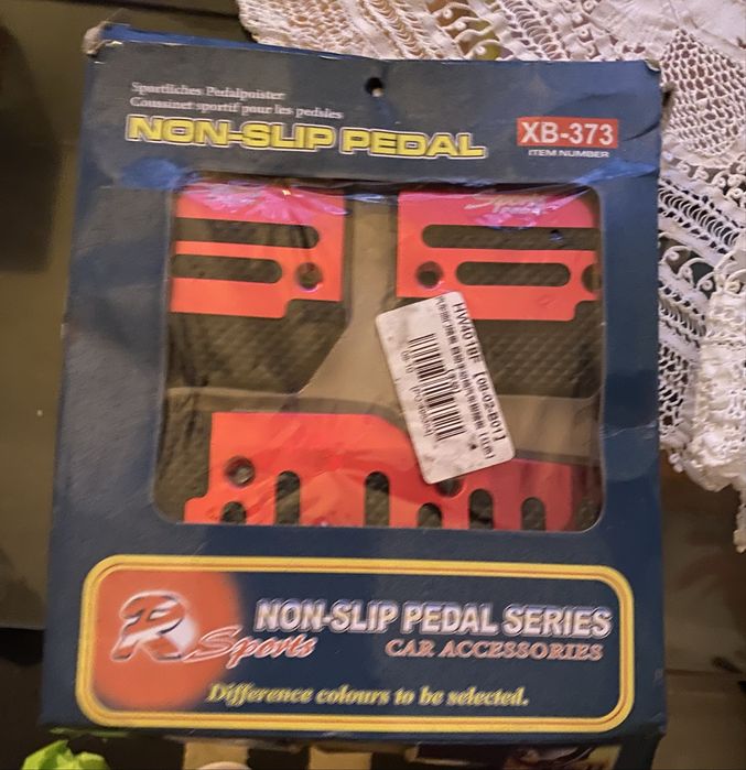 Vendo um jogo de pedal  de carro