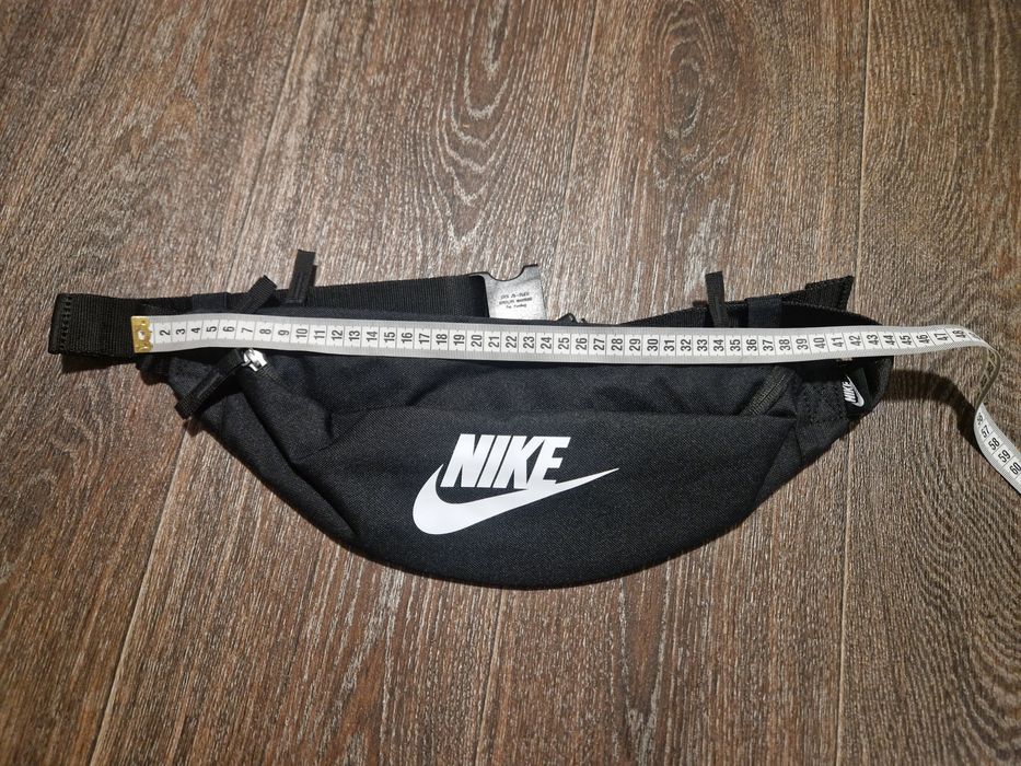 Бананка Nike новая без бирок