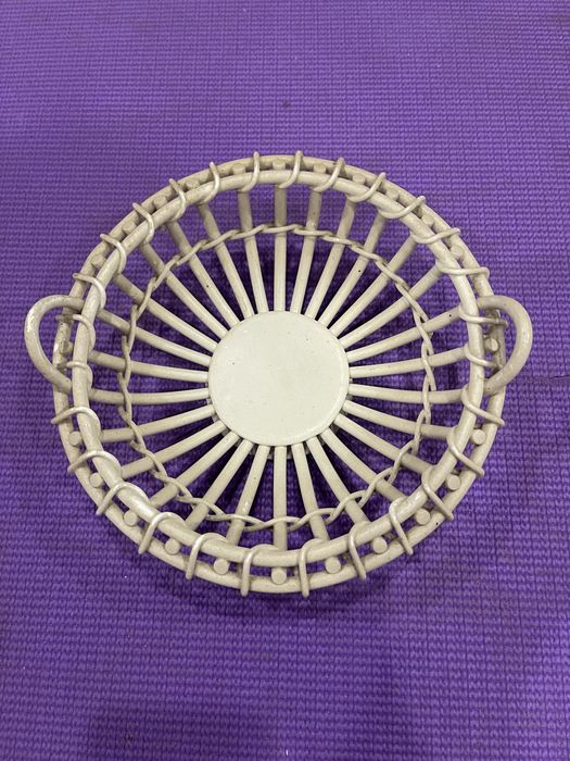 Керамічна тарілка 22 см колір словоі кості