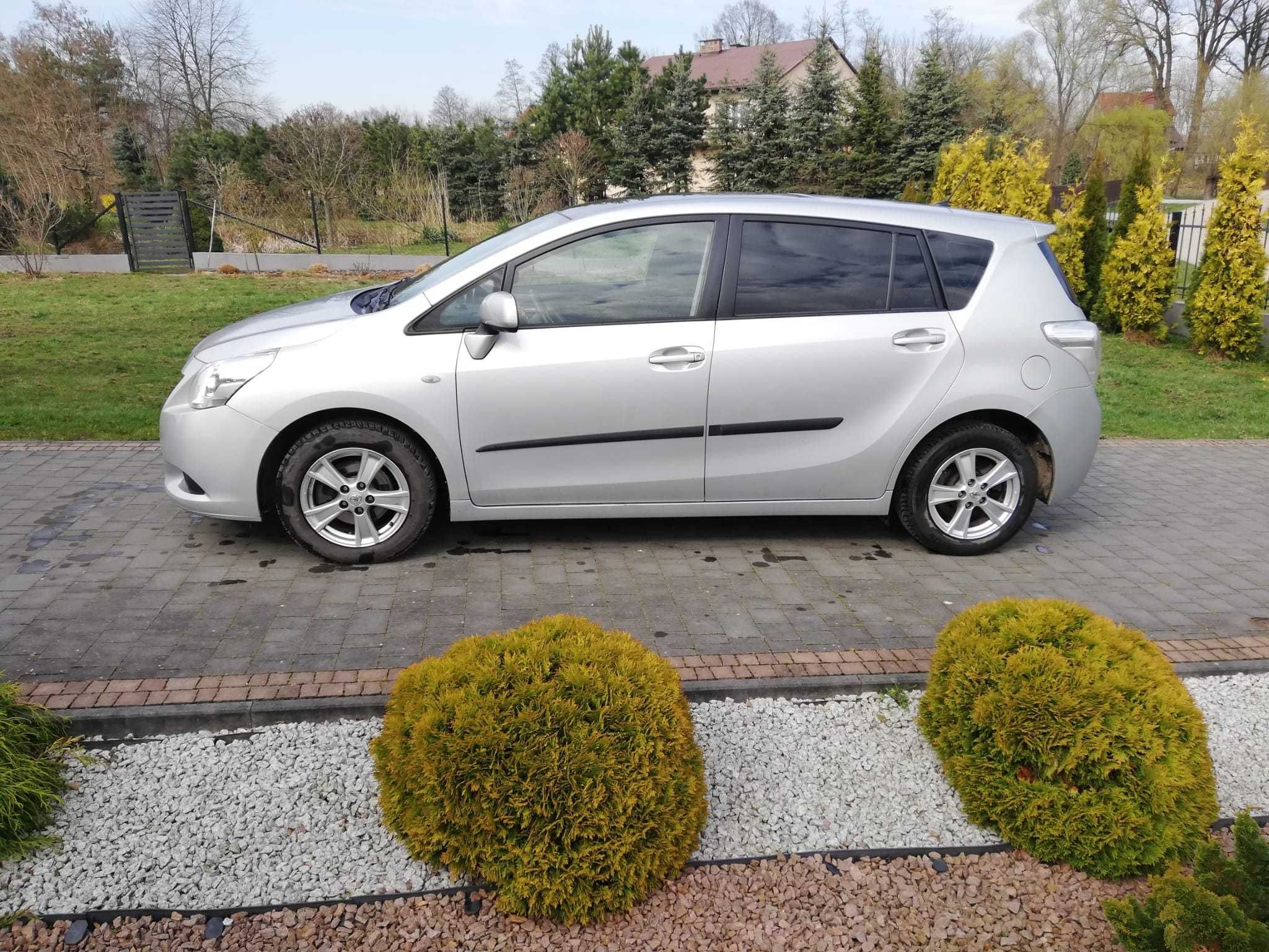 Toyota Verso 7 osob, 2.0 D4D zadbana bez korozji