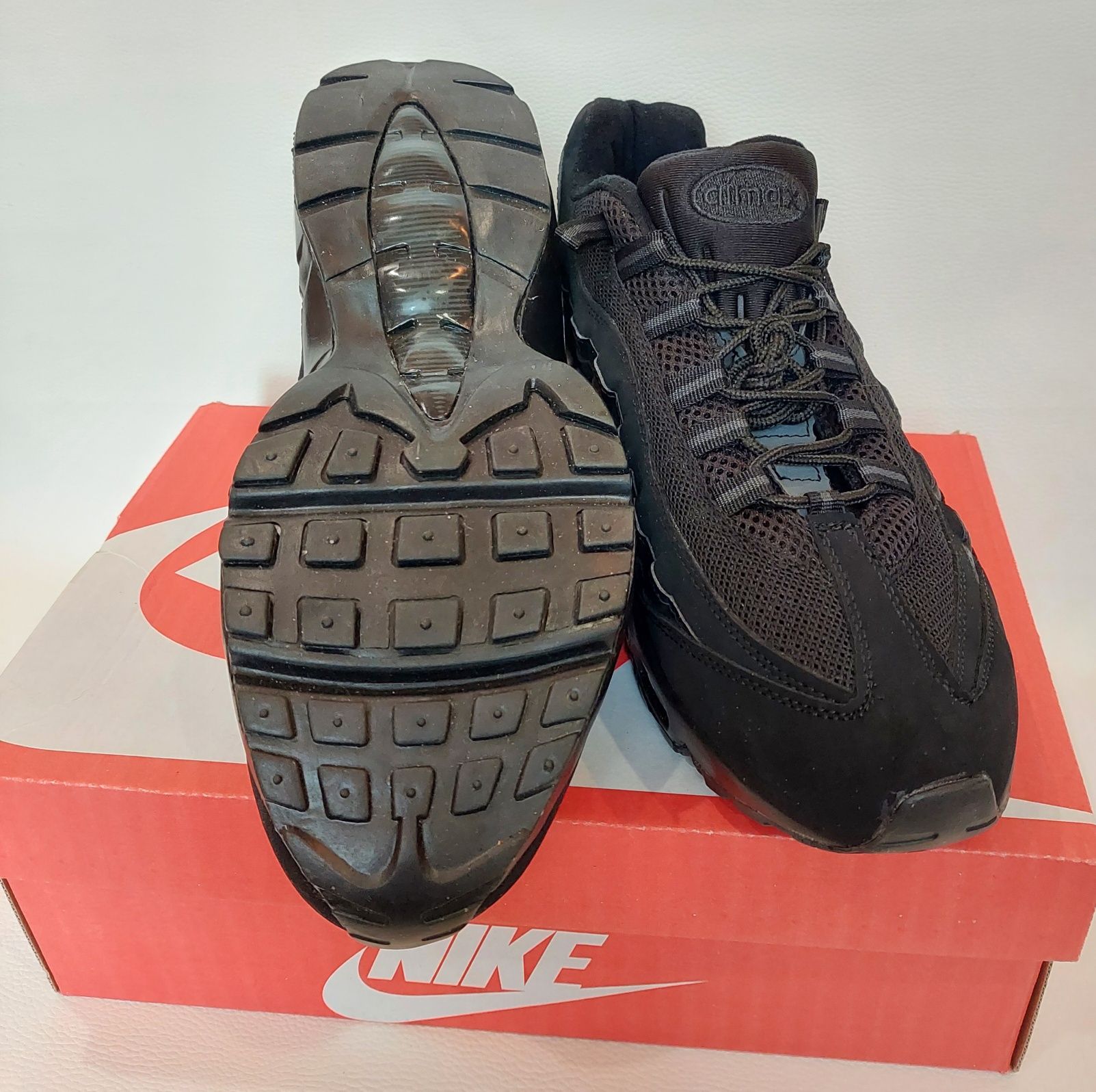 Nike Air Max 95 размер 41