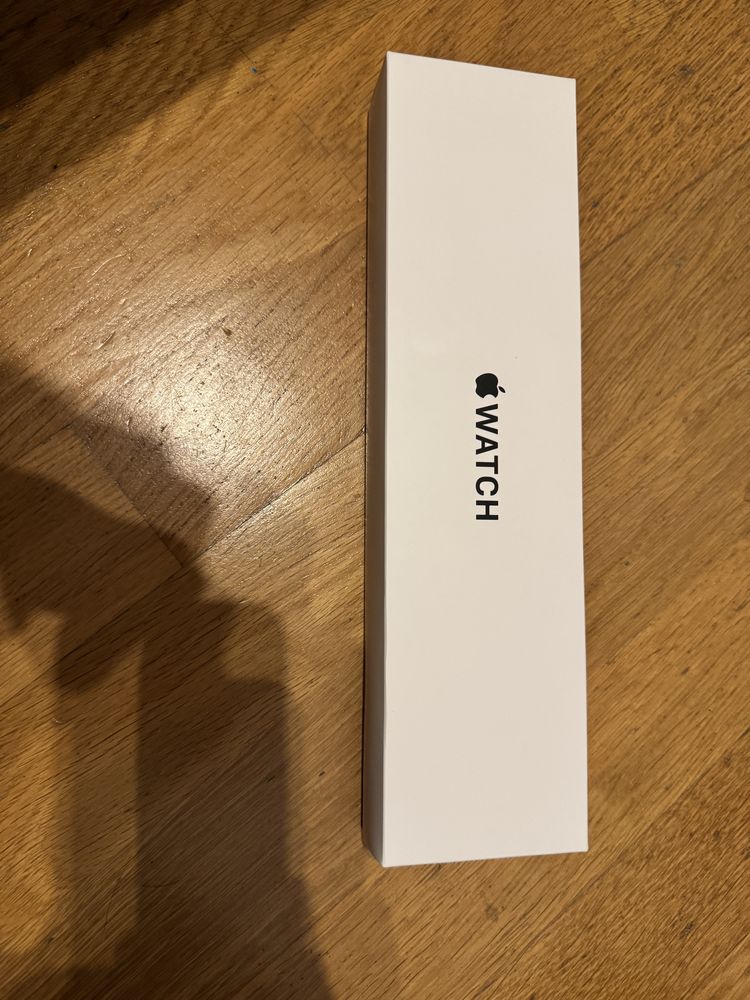Apple Watch SE Midnight Aluminium 44 MM series 9