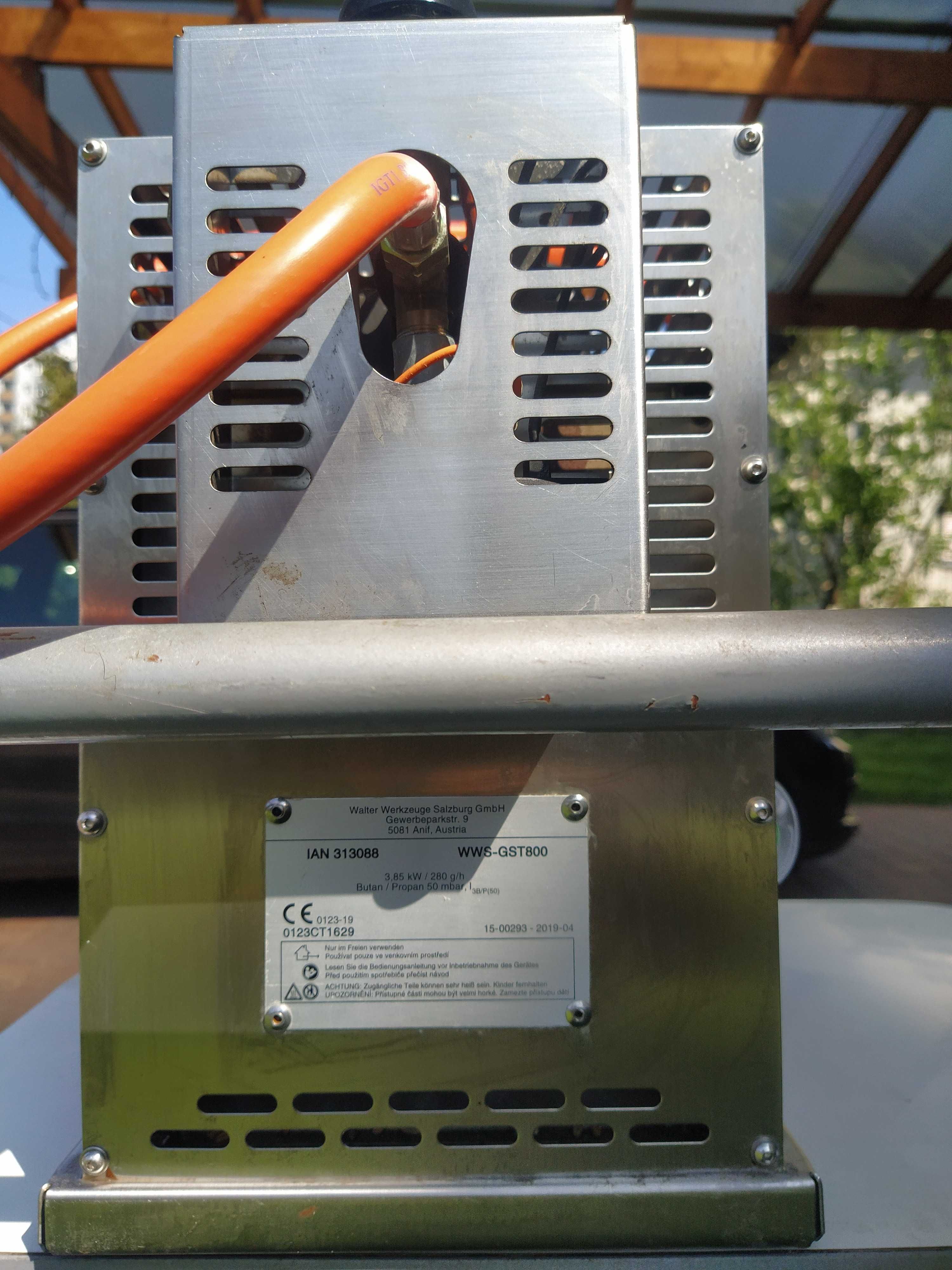 Grill gazowy do steków
