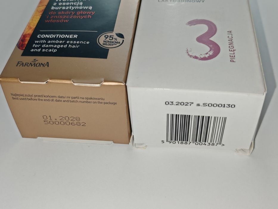 Nowy zestaw kosmetyków do włosów peeling odżywka wcierka Ziaja Jantar
