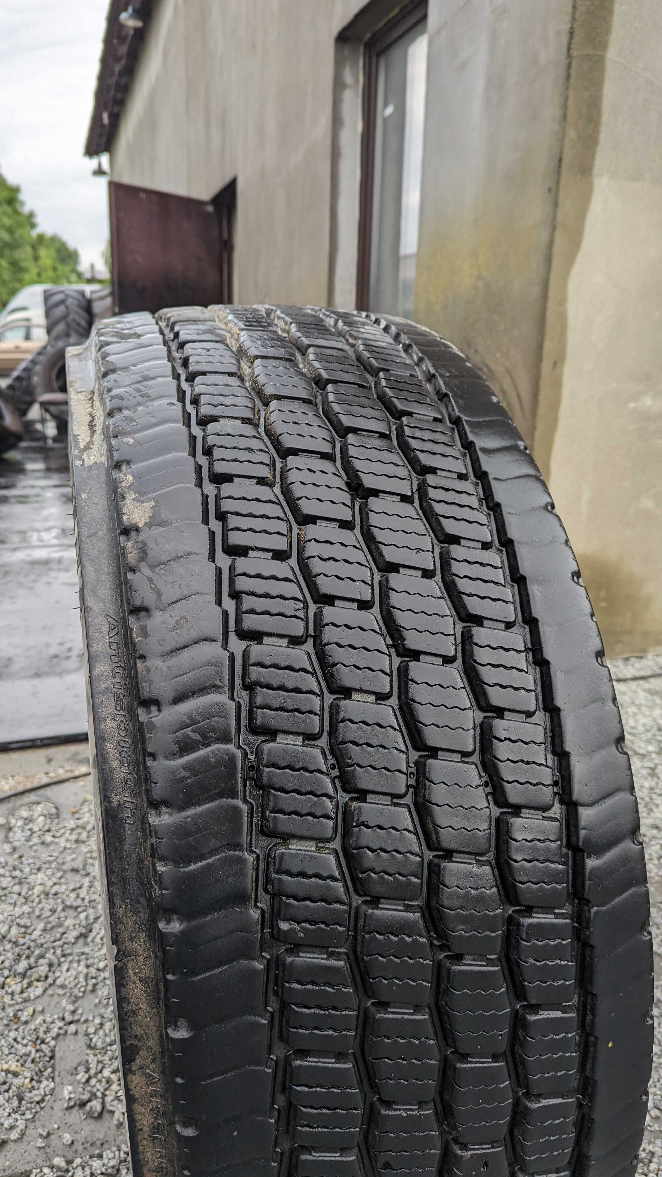 385/65R22.5 Michelin XFN2 przód