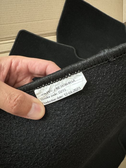 Велюрові коврики Nissan Qashqai (j12) KE7456UN1A оригінал