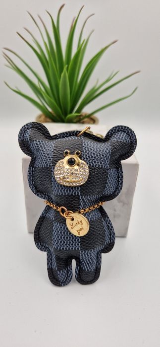 Brelok do kluczy elegancki miś czerń