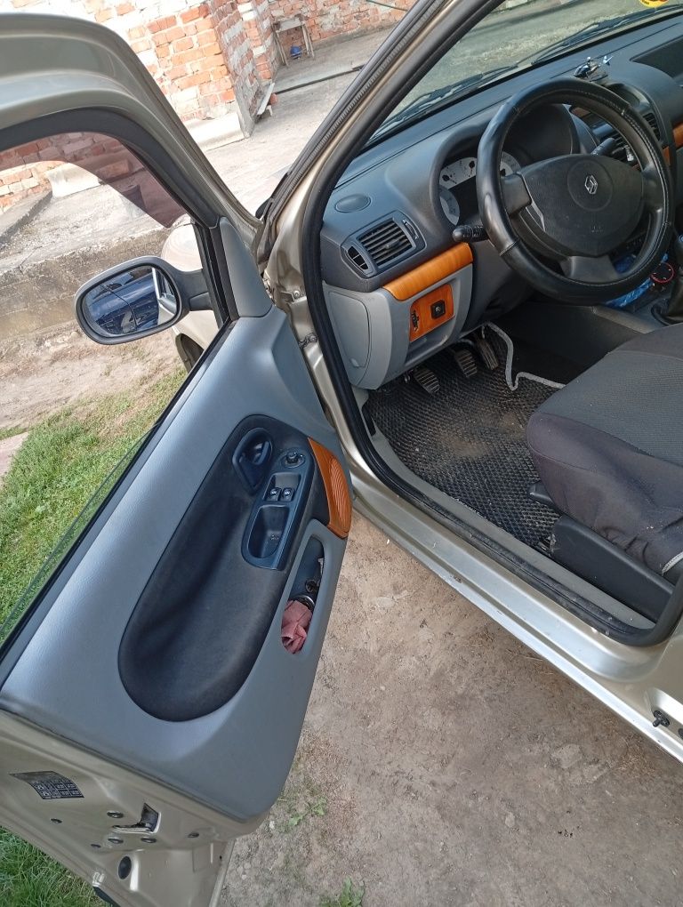 Renault Clio 1.4
